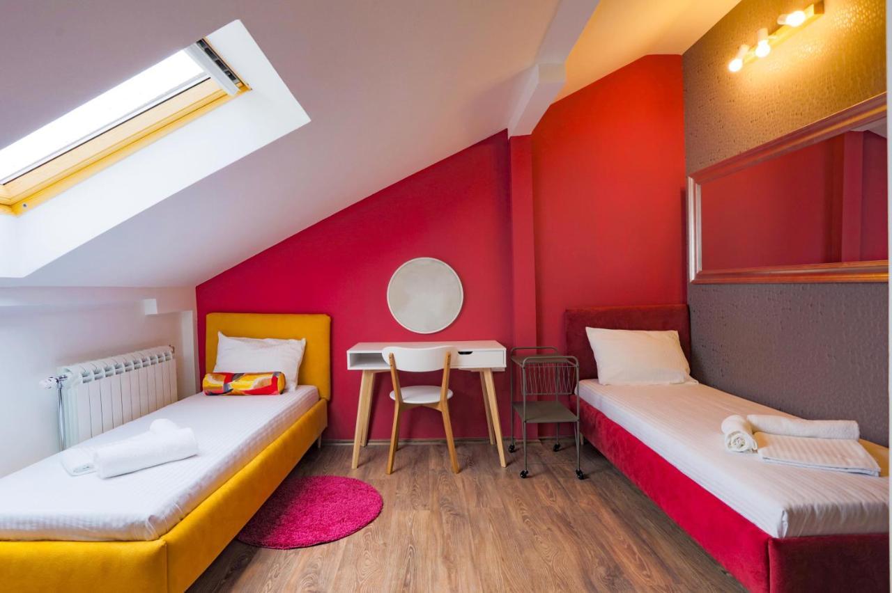 Different Apartments Ni Extérieur photo