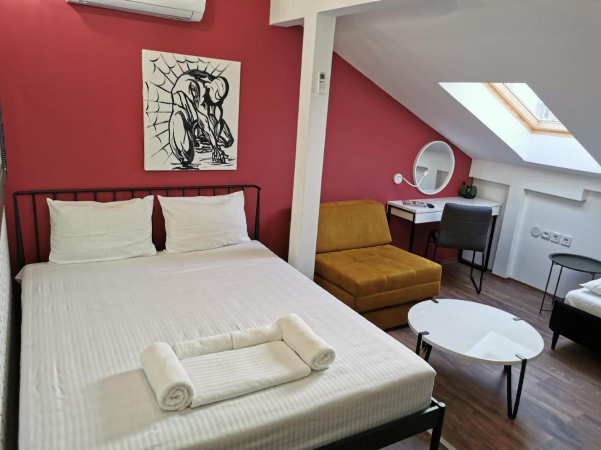 Different Apartments Ni Extérieur photo