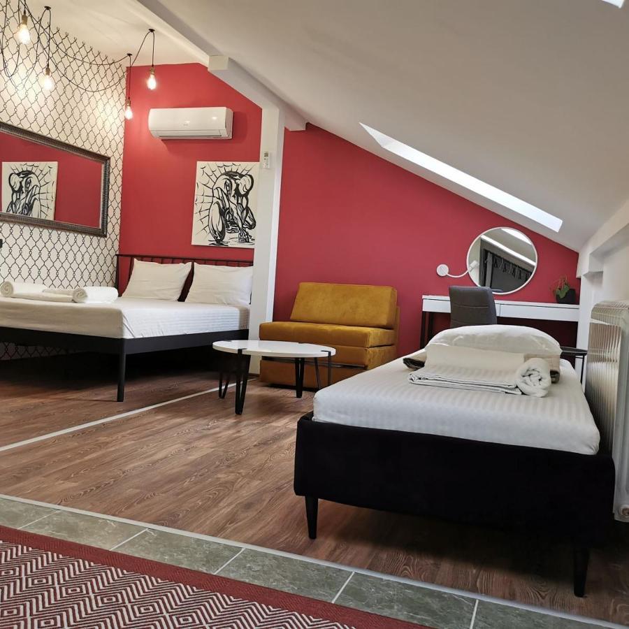 Different Apartments Ni Extérieur photo
