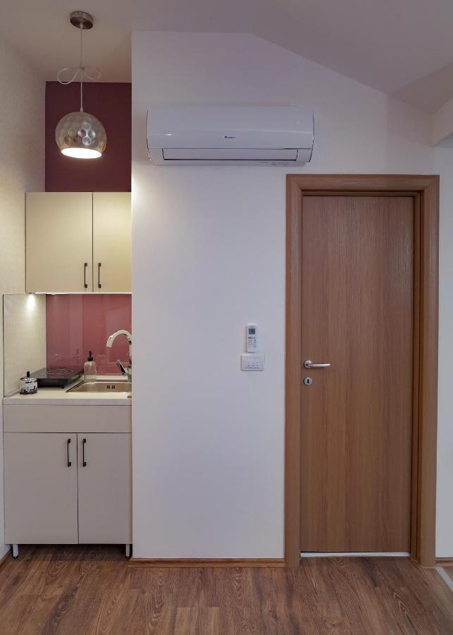 Different Apartments Ni Extérieur photo